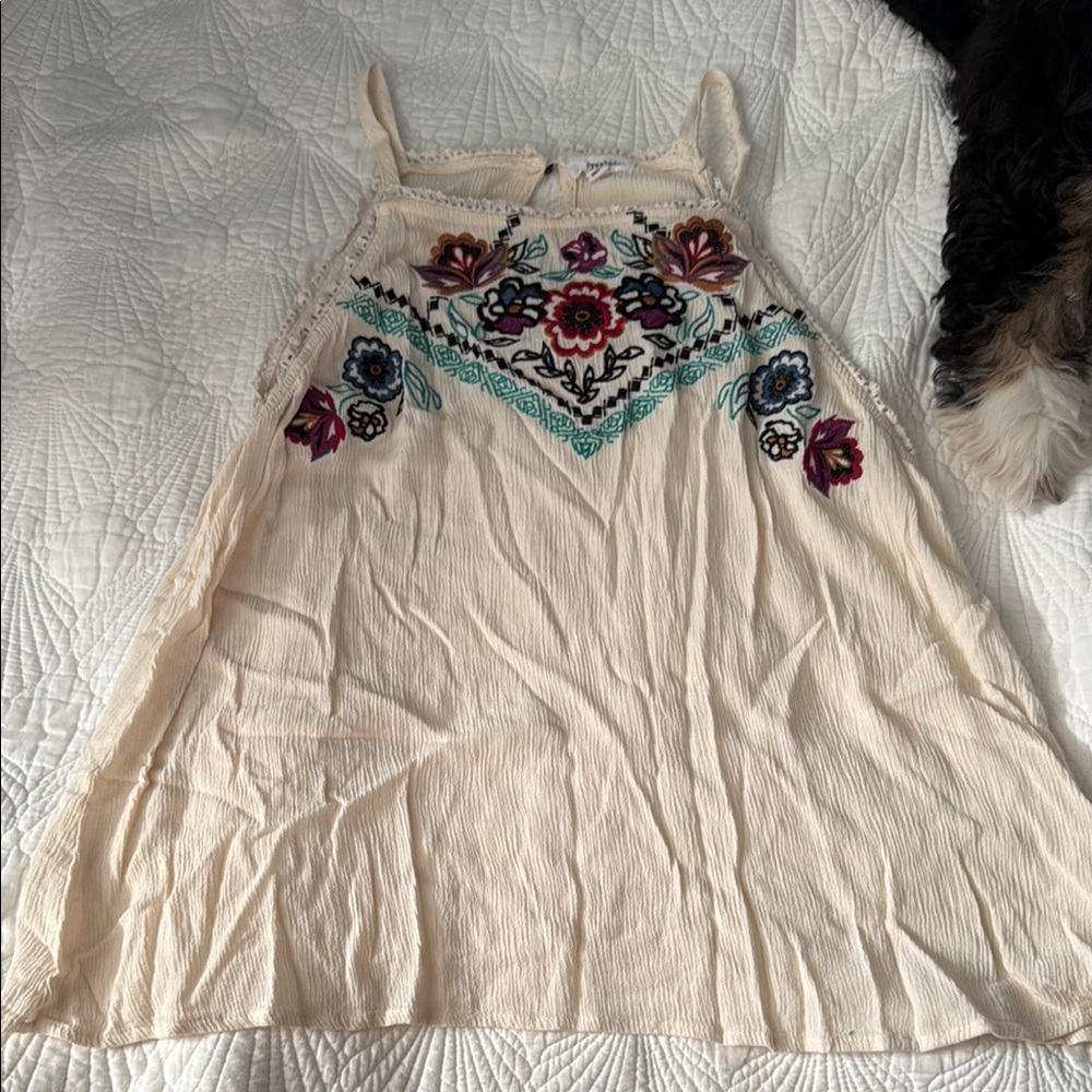 Eyeshadow Cream Crochet Top